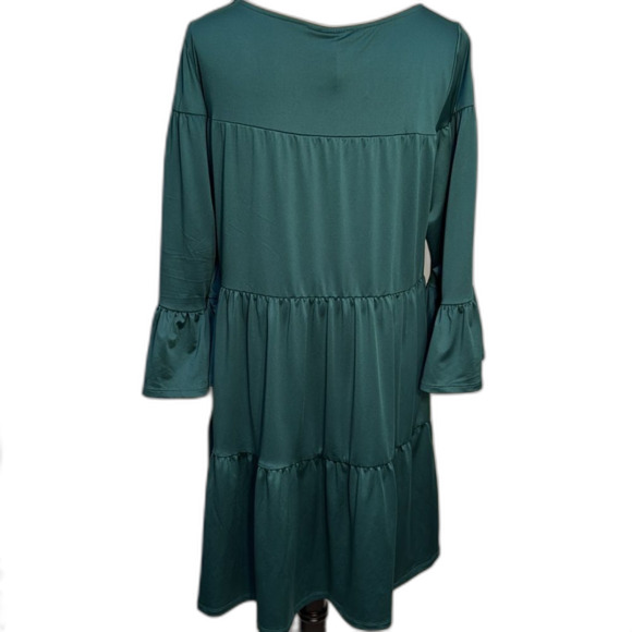 Agnes & Dora NWT green dress Size XS/S - Picture 3 of 5